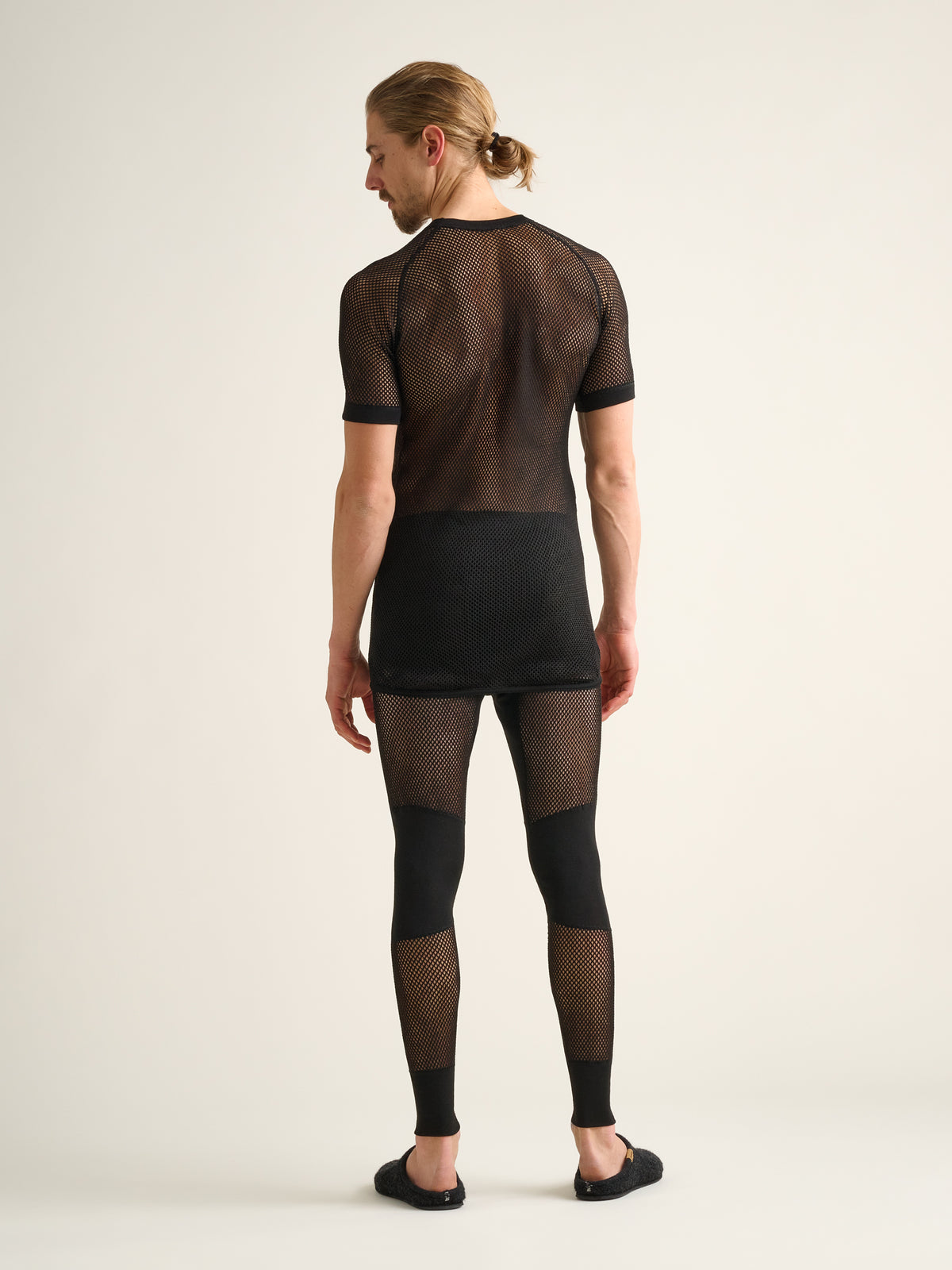 Men's Original Airbase 120 mesh T-shirt and Men's Original Airbase Pro 120 mesh bottoms, black, back view