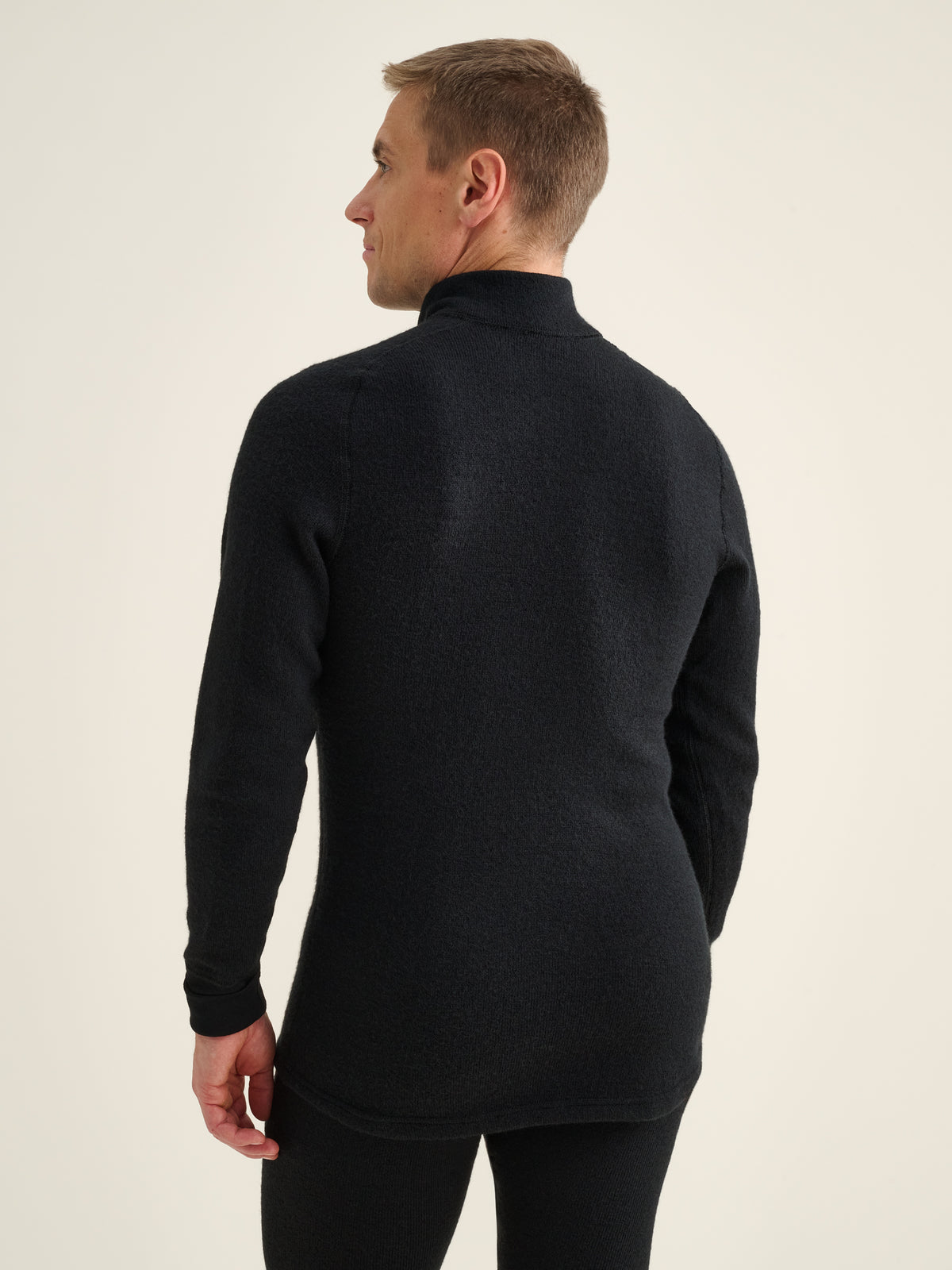 Men's Nordic Terry Wool 400 zip-neck shirt, black, back view