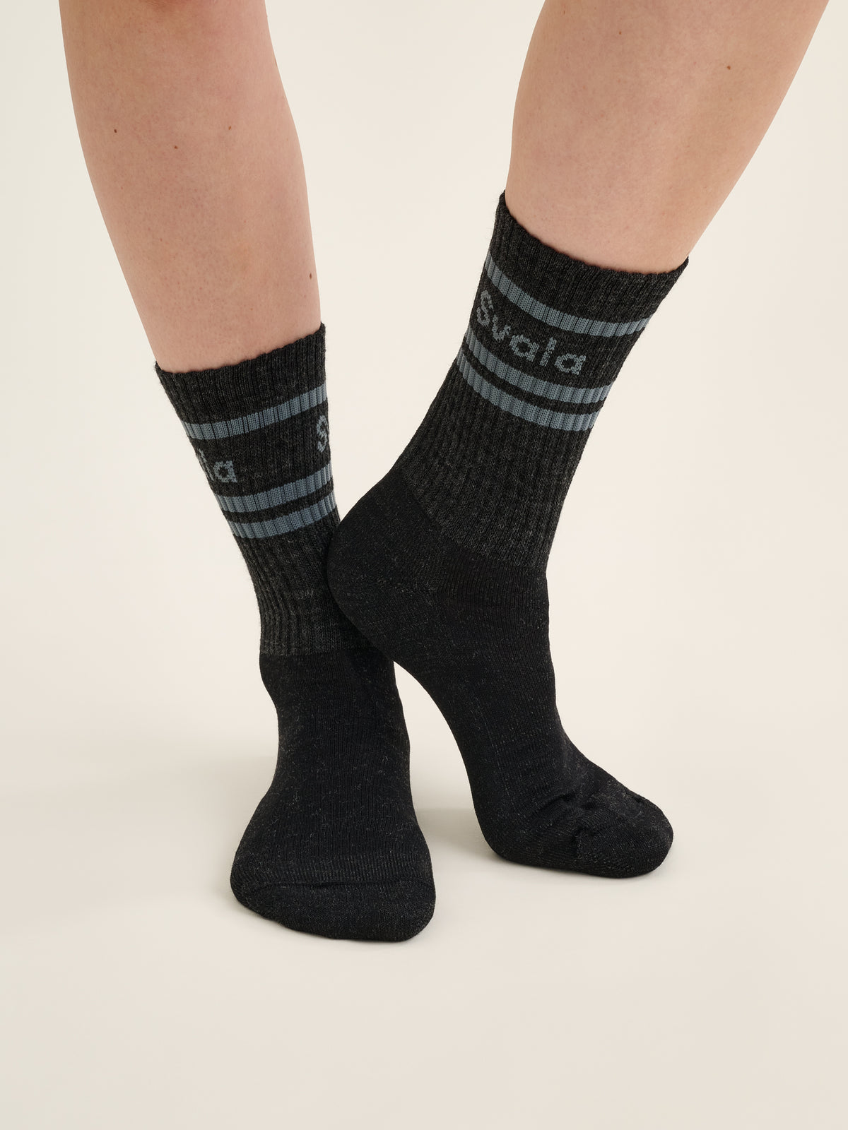 Dennis-Merinosportsocken, Grau-Schwarz